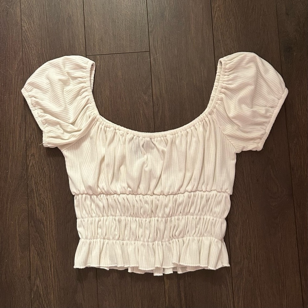 FOREVER 21 Women's White Ruffle Top